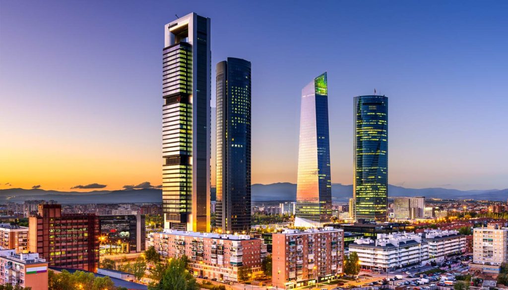 Khám phá kiến trúc thành phố Madrid: Vẻ đẹp hoài cổ kết hợp hiện đại